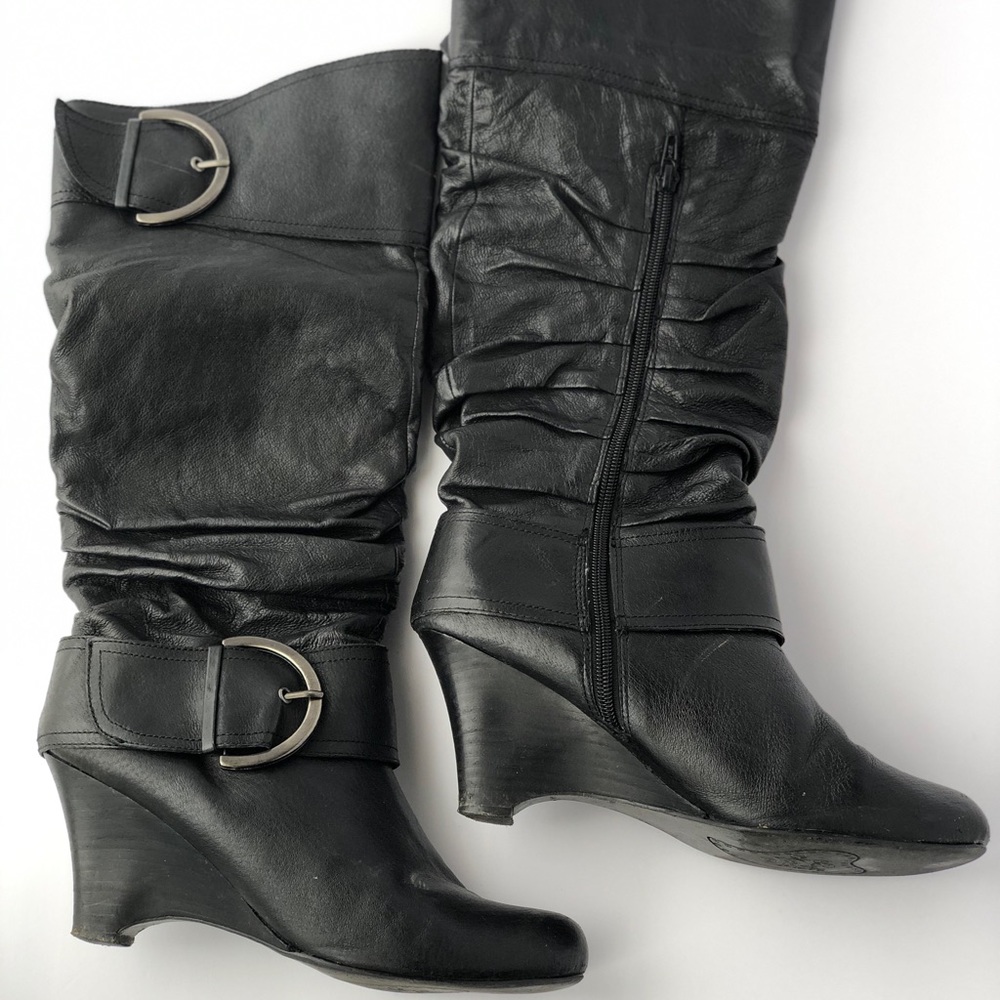 Black wedge boots